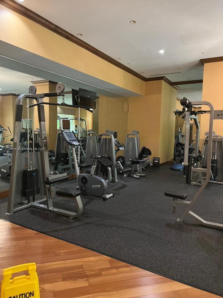 VERANDA CONDO - Residential Lease