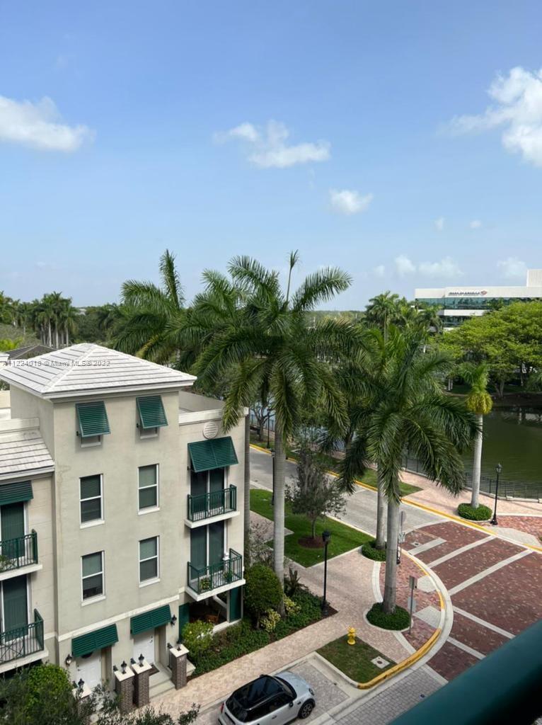 VERANDA CONDO - Residential Lease