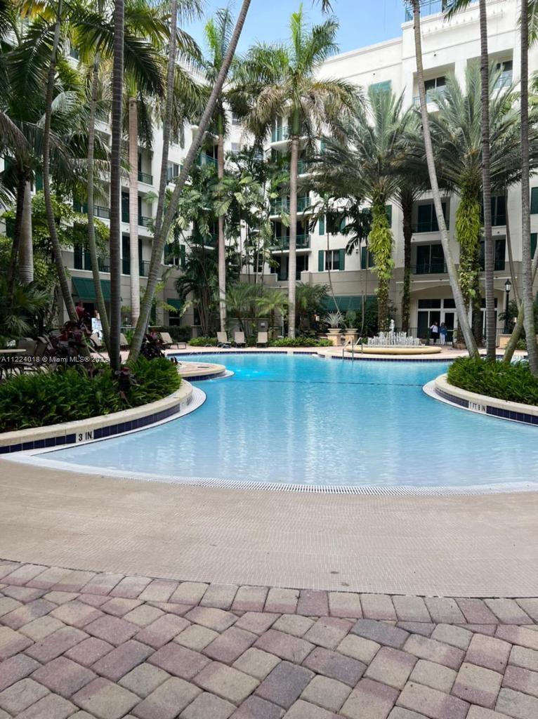 VERANDA CONDO - Residential Lease