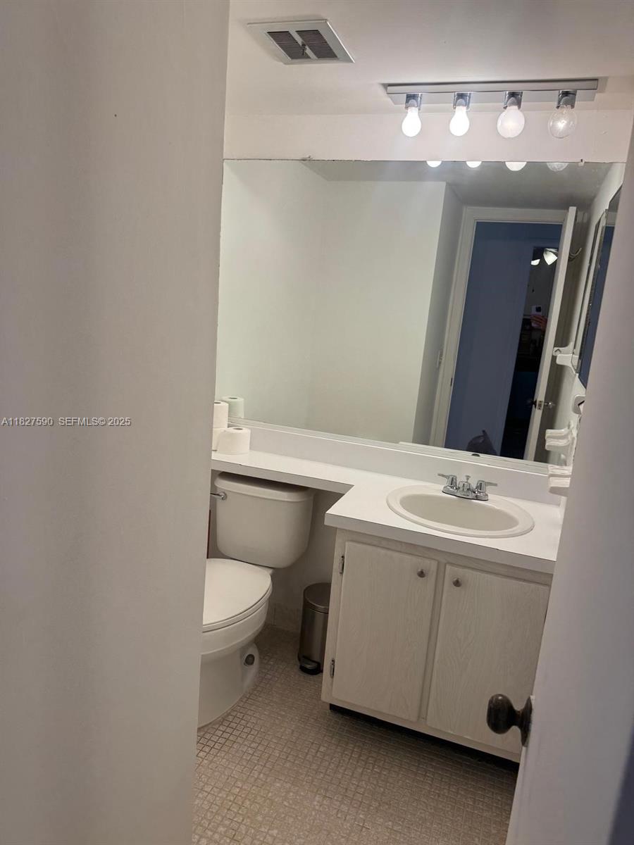 MIDDLE RIVER TOWER CONDO - Residential Lease