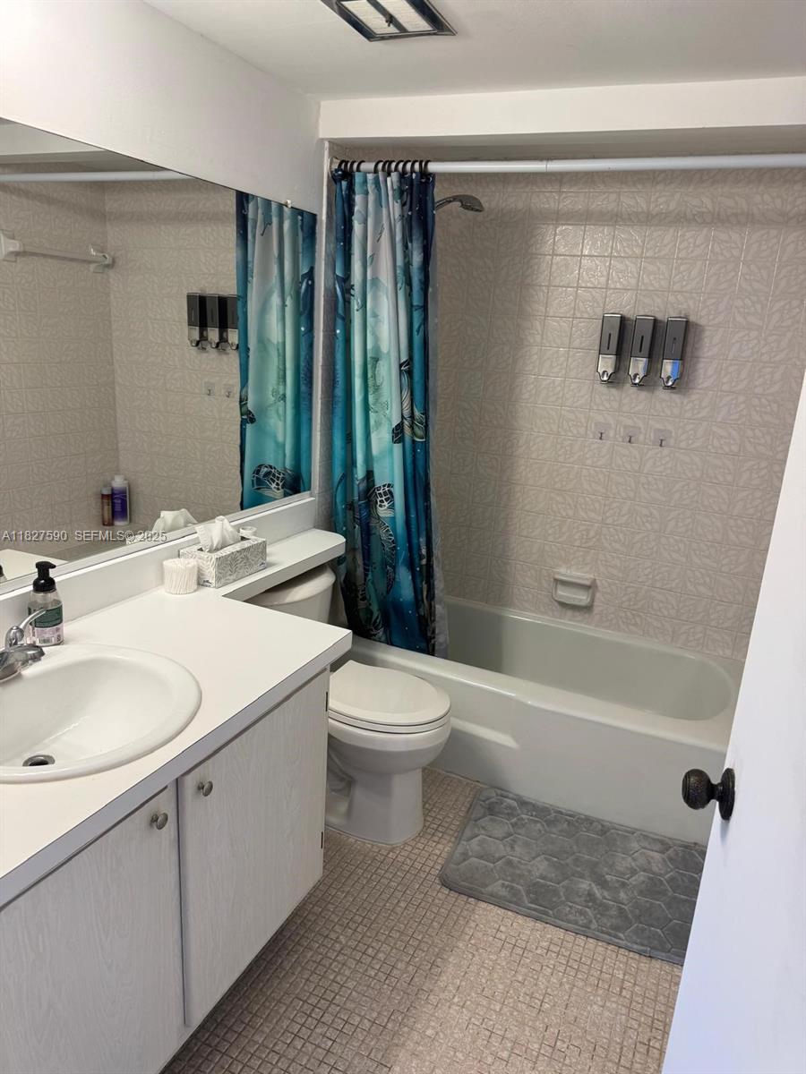 MIDDLE RIVER TOWER CONDO - Residential Lease