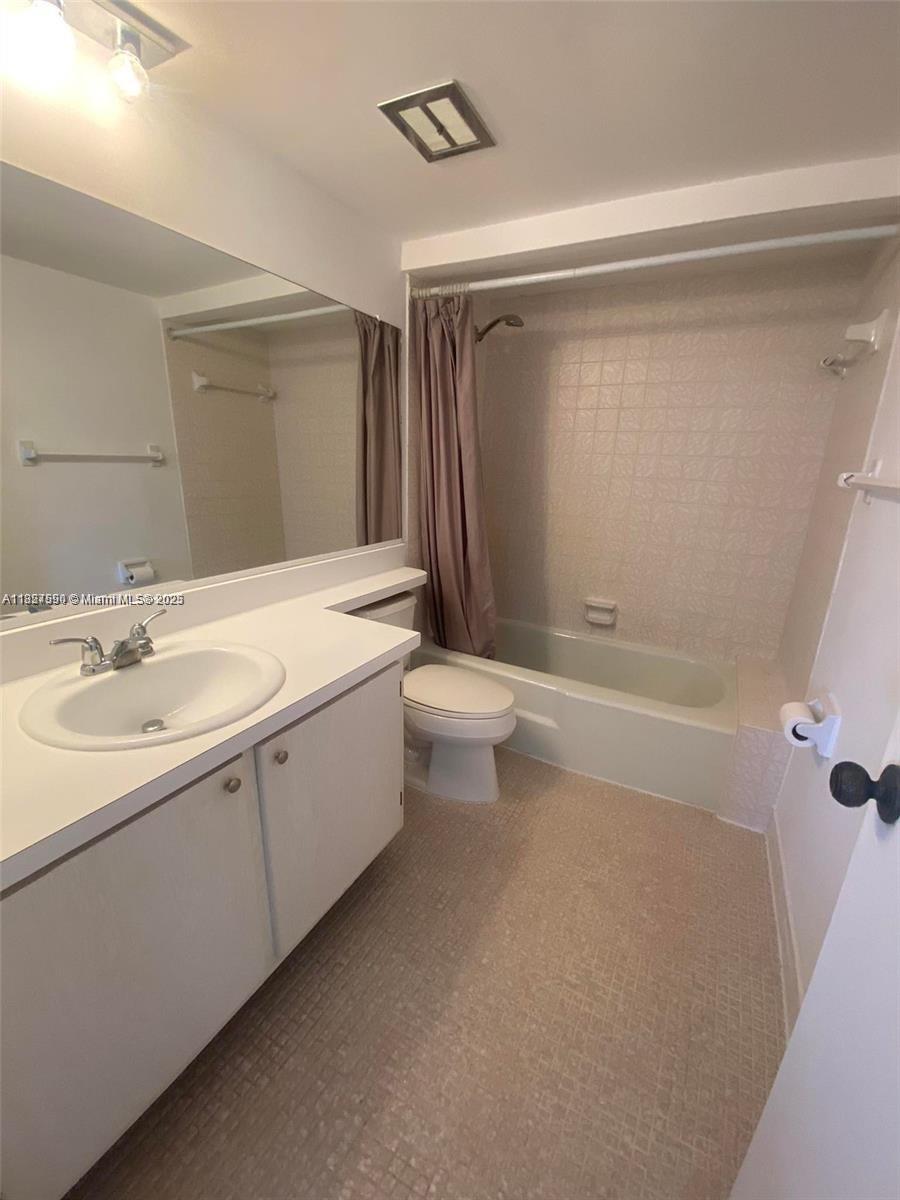 MIDDLE RIVER TOWER CONDO - Residential Lease