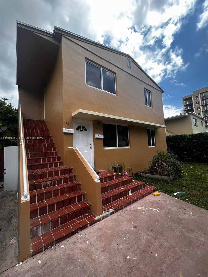 *** JUST 1ST MONTH & 1 DEPOSIT, for well-approved tenants *** Excellent Duplex In Gables Manor Subdivision, Ready For Immediate Occupancy, 2nd Floor, 2 Bedrooms, 1 Bath, Completely Renovated, Brand new roof, Brand New Wood Kitchen With Granite Countertops & Backsplash, All Brand New Stainless Steel Appliances, Brand New Central AC, New Bathroom, All New Fixtures, Private Fenced Large Yard, Freshly Painted inside & outside, laundry room with washer & dryer, Tented For Pest. Walking Distance To The Best Of Coral Gables Restaurants And Entertainment, Centrally Located Minutes From Us-1. No association, rapid approvals. Vacant E-z To Show.