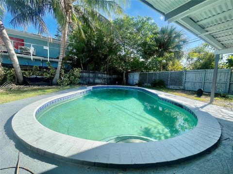 Single Family Residence in Fort Lauderdale FL 1649 8th Ave Ave 24.jpg