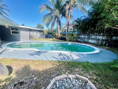 Single Family Residence in Fort Lauderdale FL 1649 8th Ave Ave 23.jpg