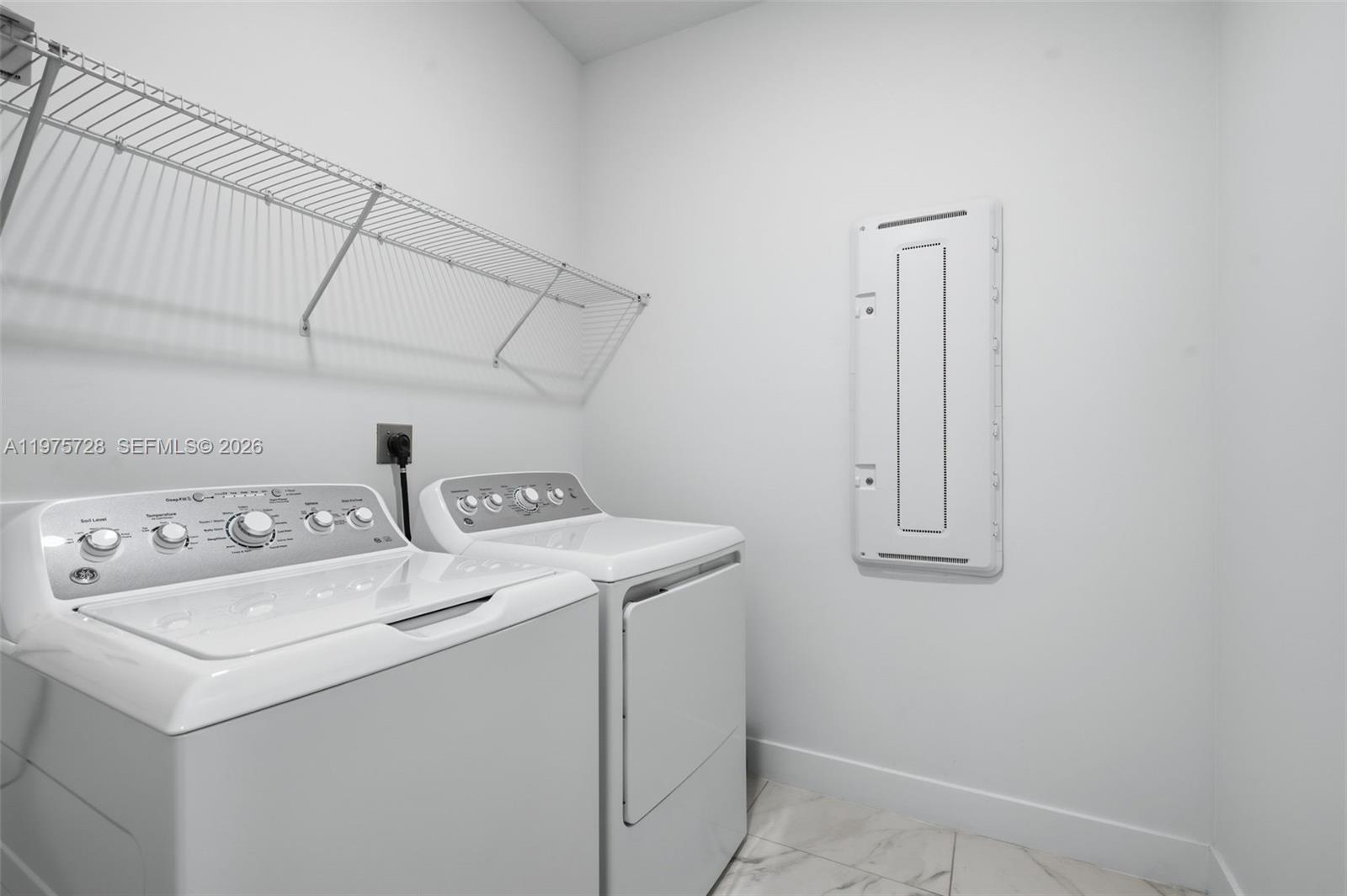 TUSCAN ISLES - Residential