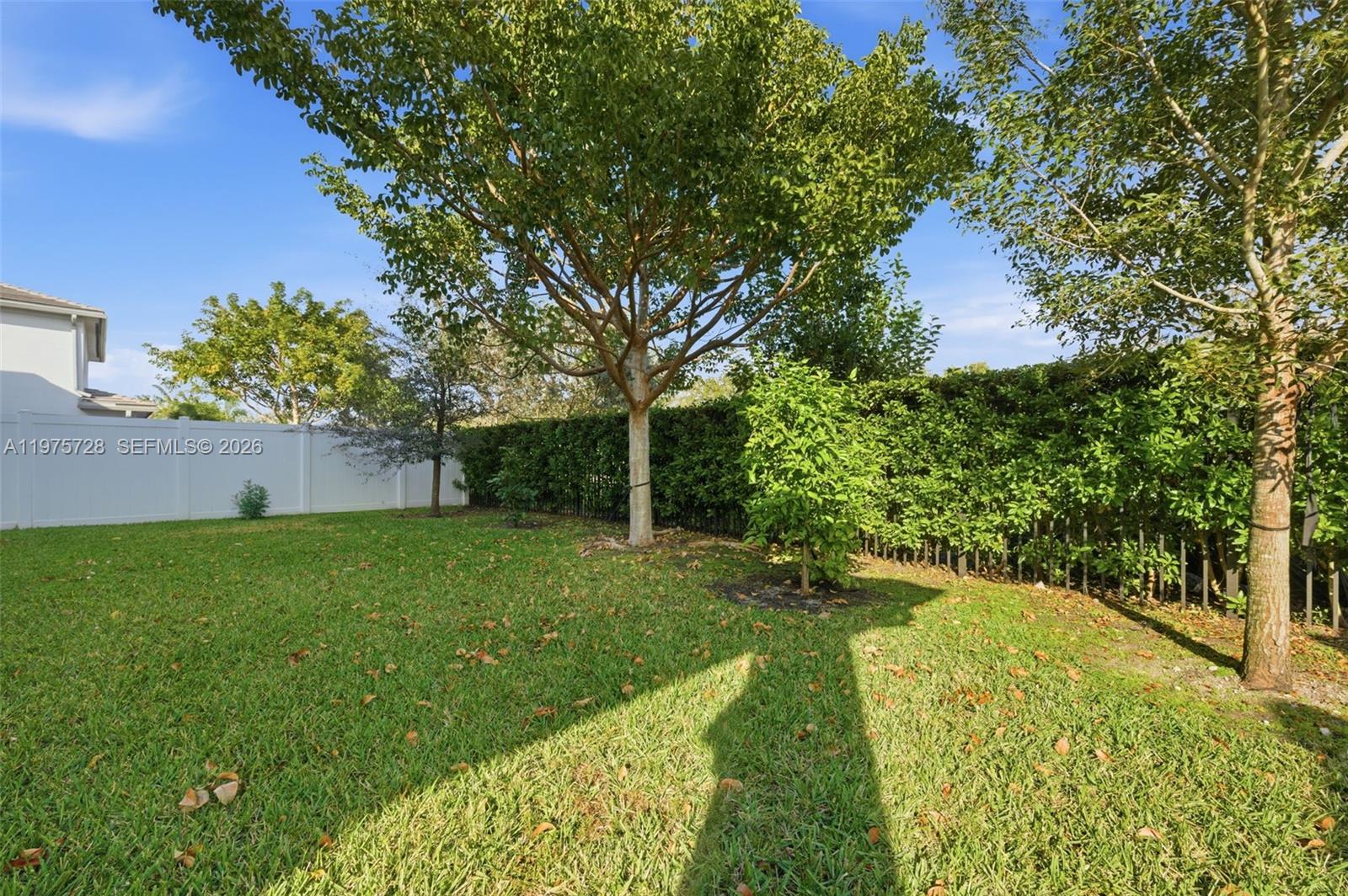 TUSCAN ISLES - Residential