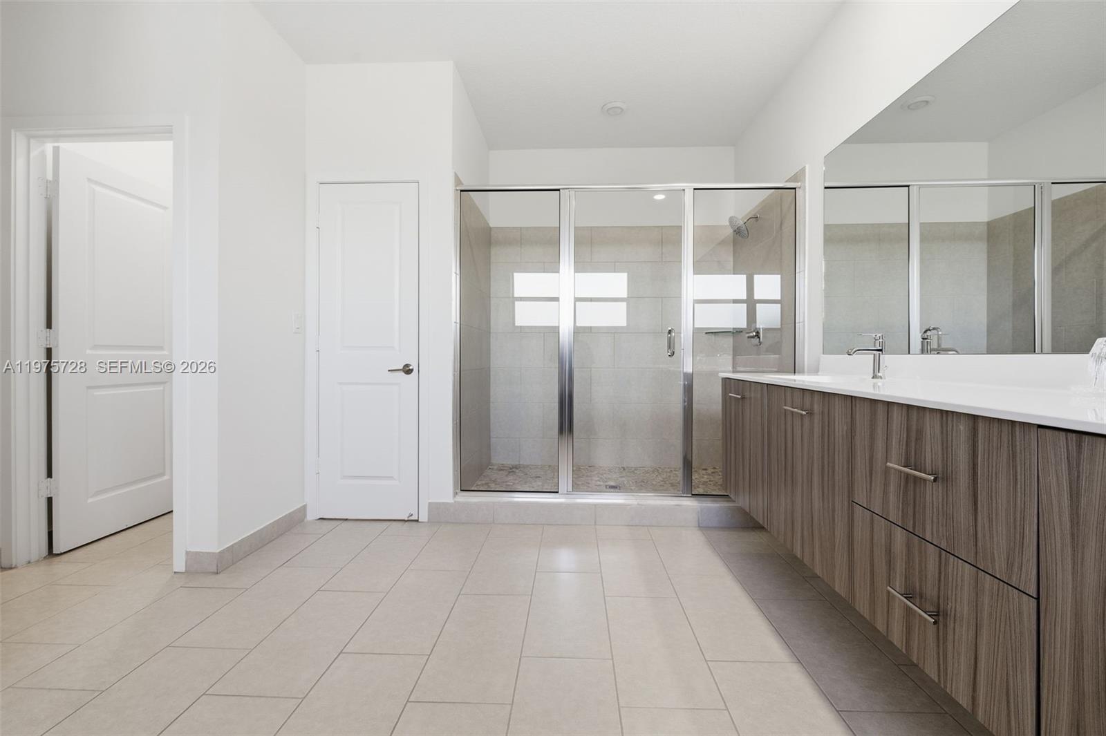 TUSCAN ISLES - Residential