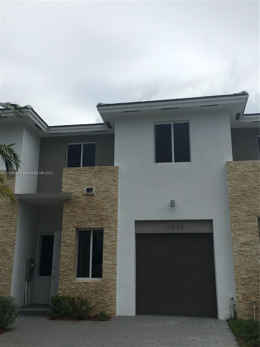 17545 Sw 150th Ct, Miami, Broward County, Florida - 3 Bedrooms  
3 Bathrooms - 