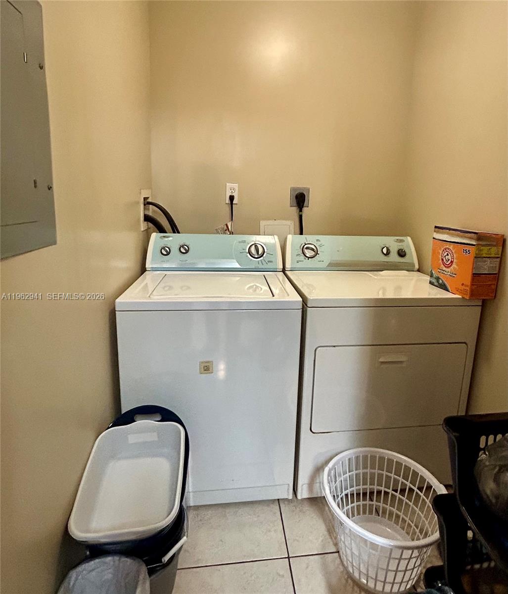 STONEBRIDGE GARDENS SECTI - Residential