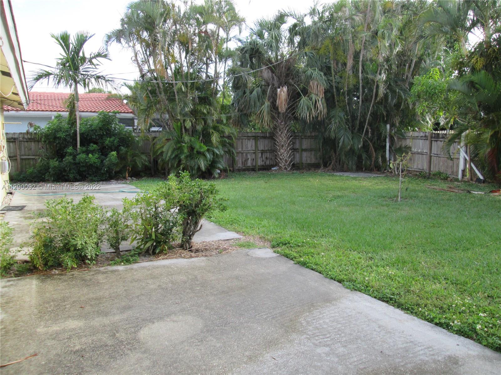 CORAL RIDGE COUNTRY CLUB - Residential Lease