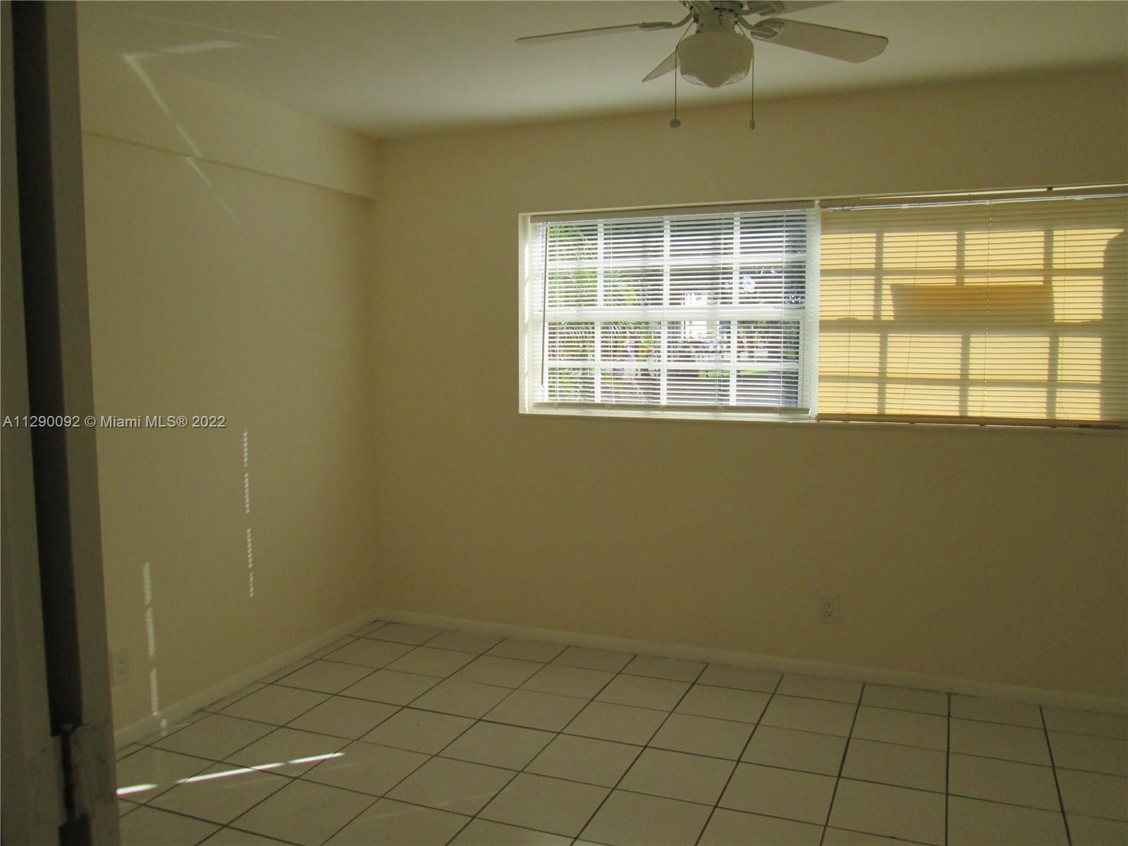 CORAL RIDGE COUNTRY CLUB - Residential Lease