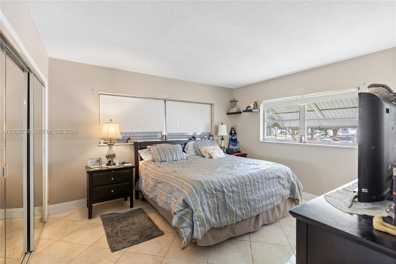 HILLCREST NO 4 CONDO - Residential