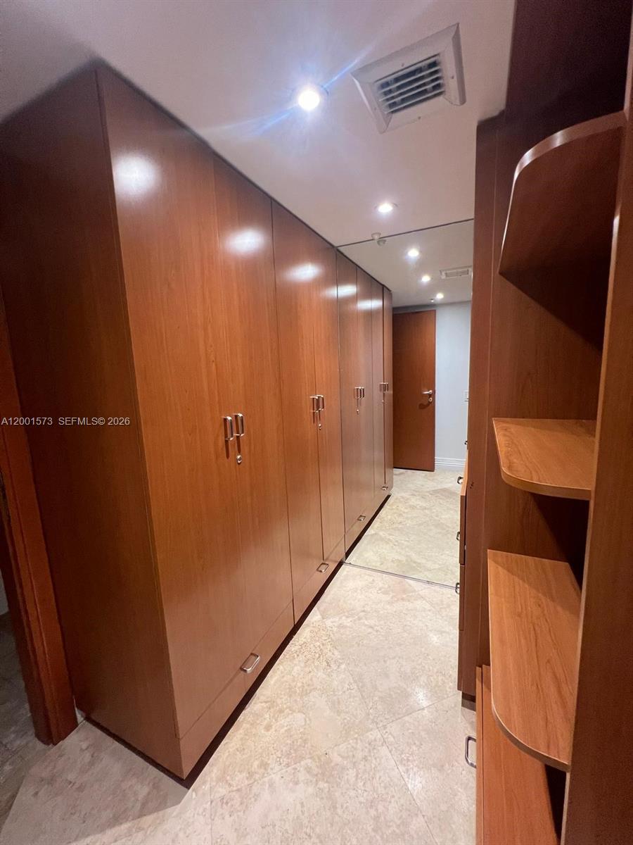 SPIAGGIA OCEAN CONDO - Residential Lease