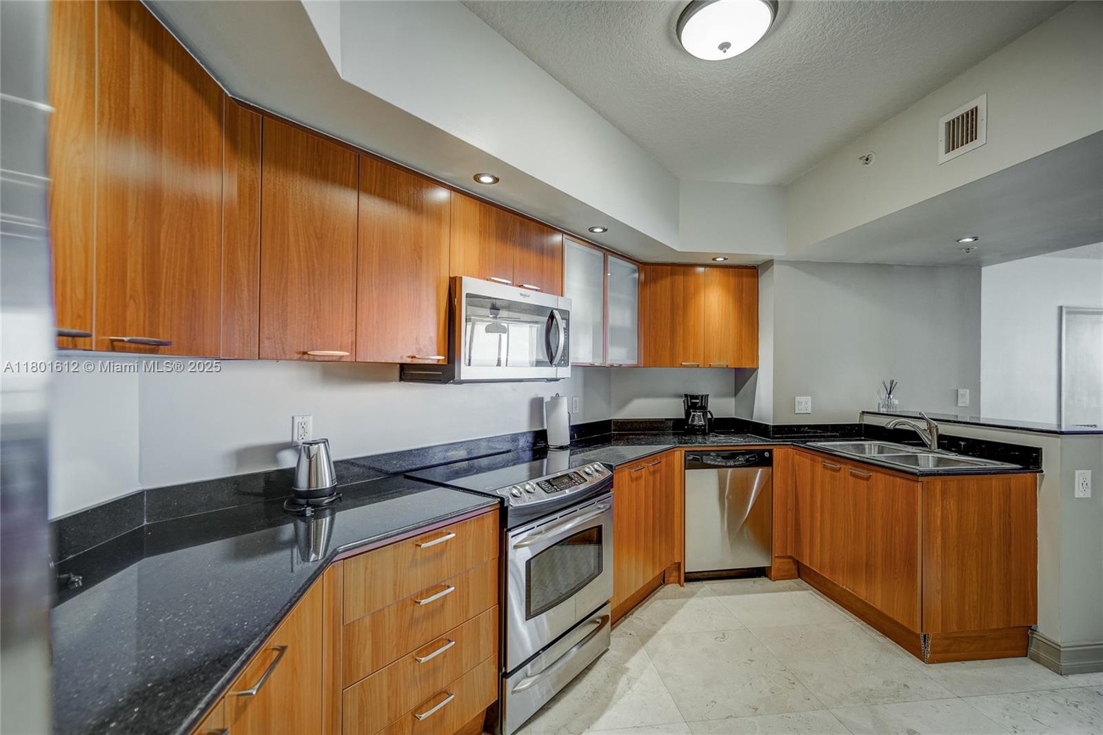 16699 Collins Ave 2503