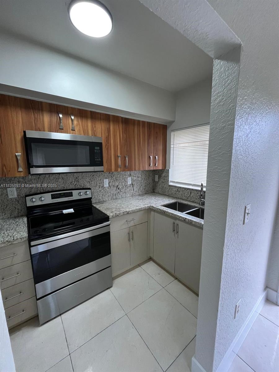 441 NW 83rd St 441