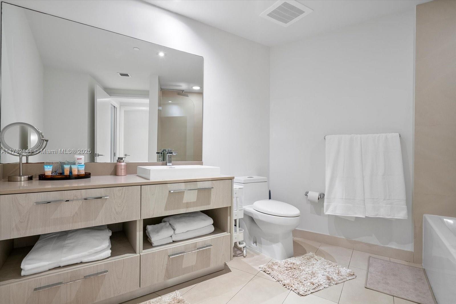 4111 SOUTH OCEAN DRIVE CO - Residential