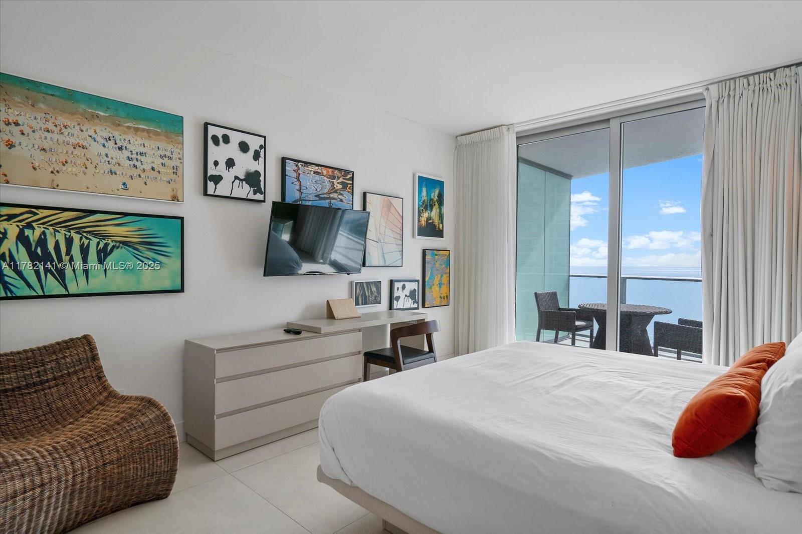 4111 SOUTH OCEAN DRIVE CO - Residential