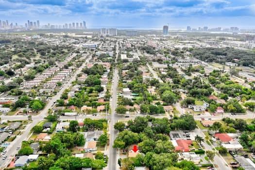 ARCH CREEKS ESTATES - Residential Lease