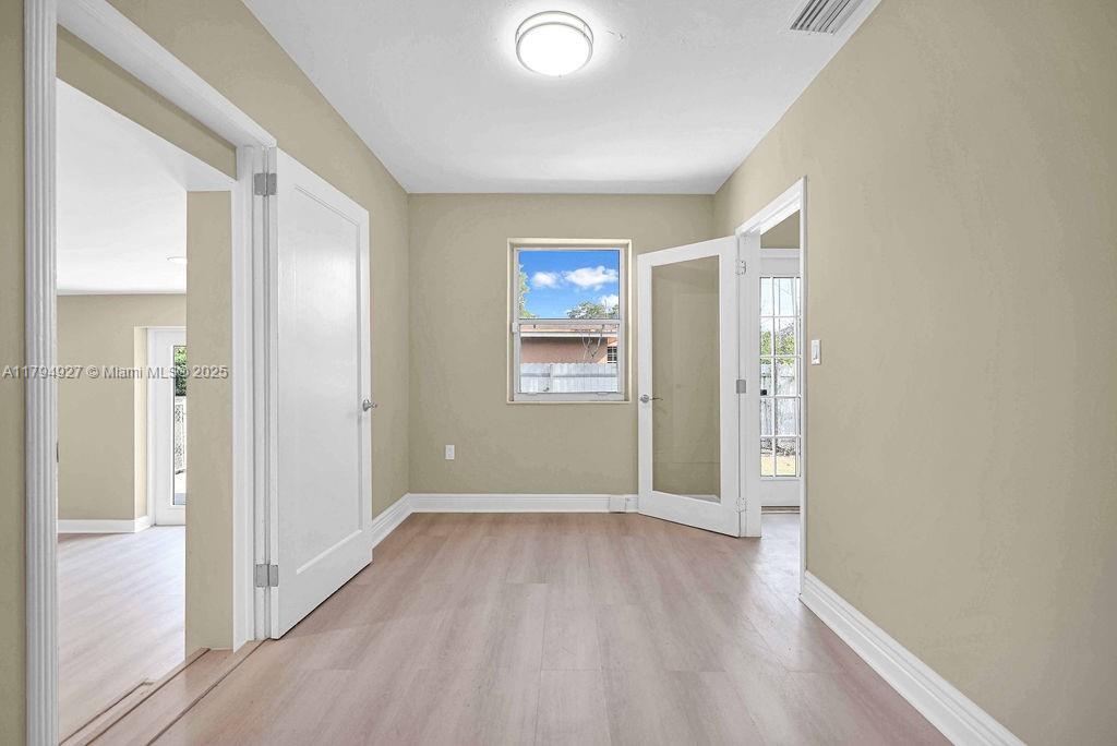Biscayne Park - Residential