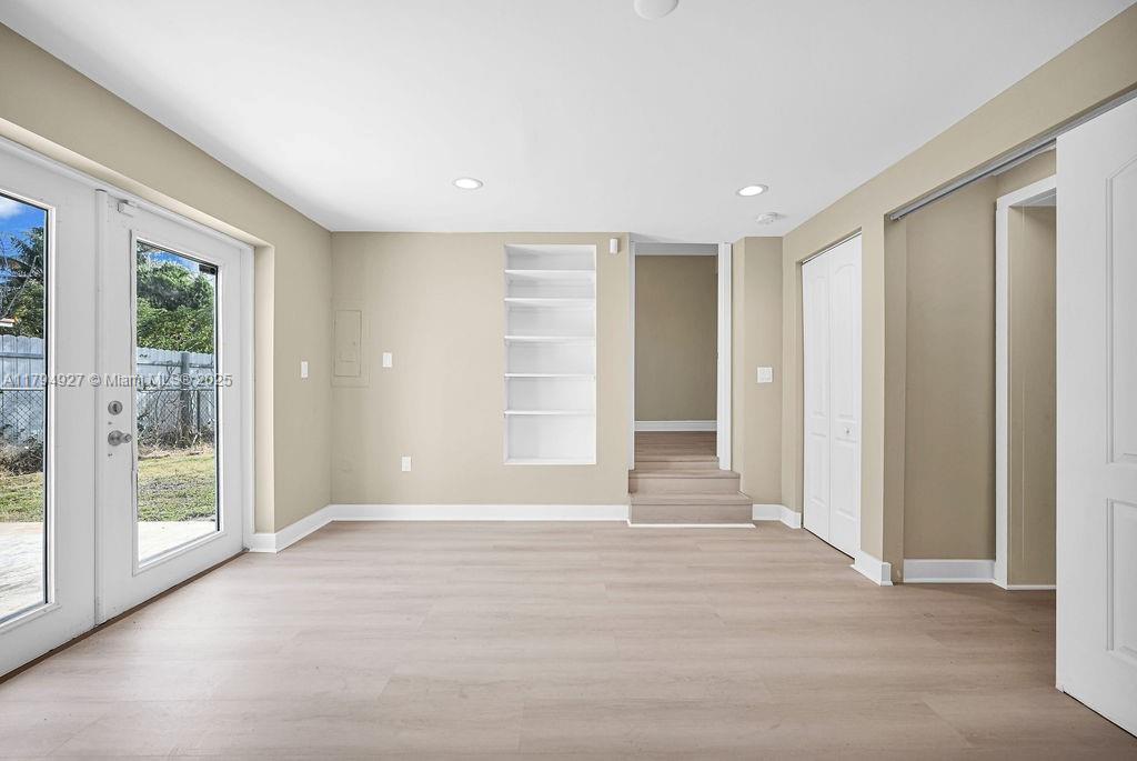Biscayne Park - Residential
