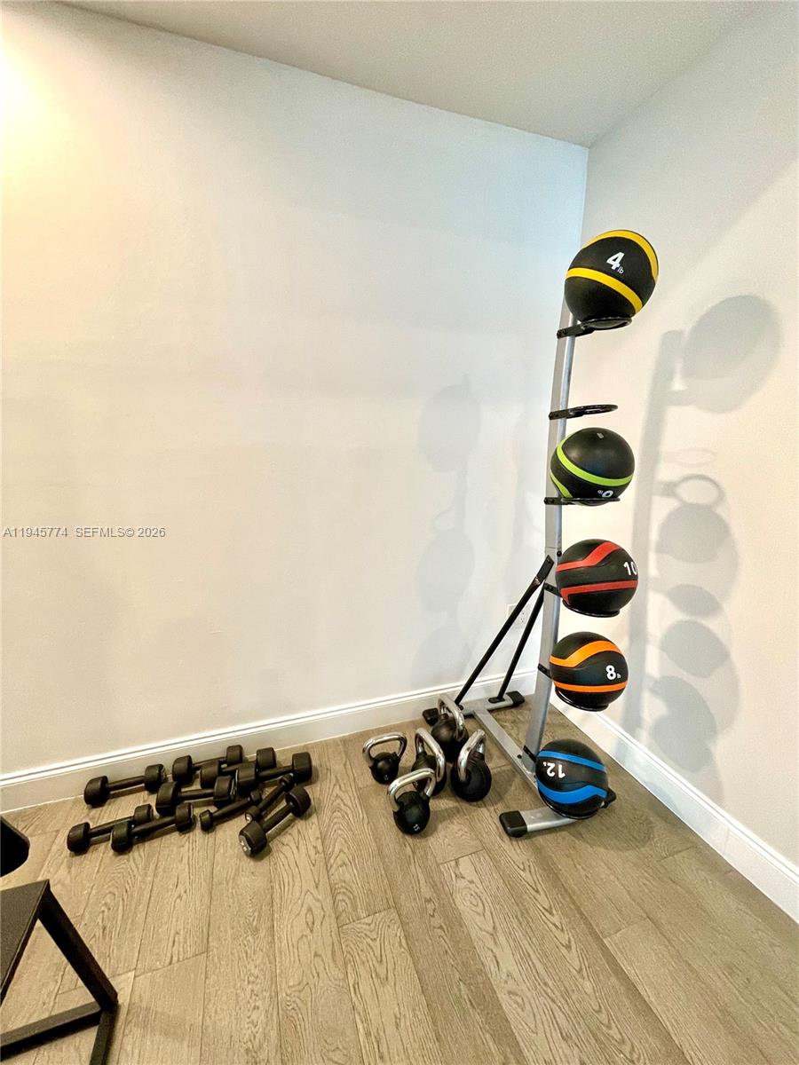 300 S Biscayne Blvd T-1803