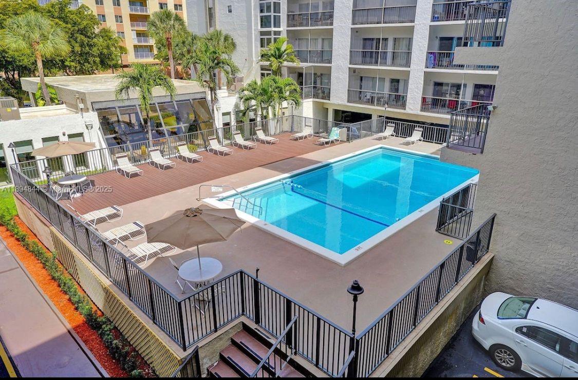 LE CARTIER CONDO - Residential Lease