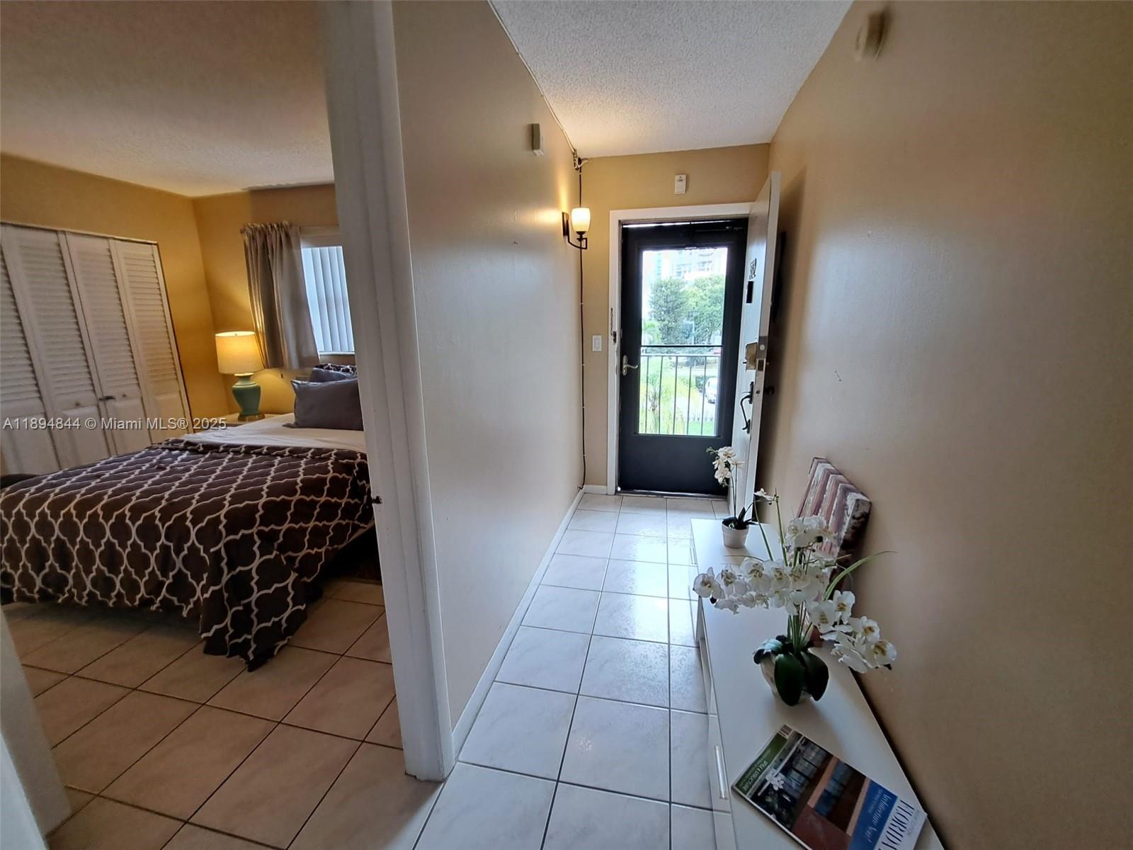 LE CARTIER CONDO - Residential Lease