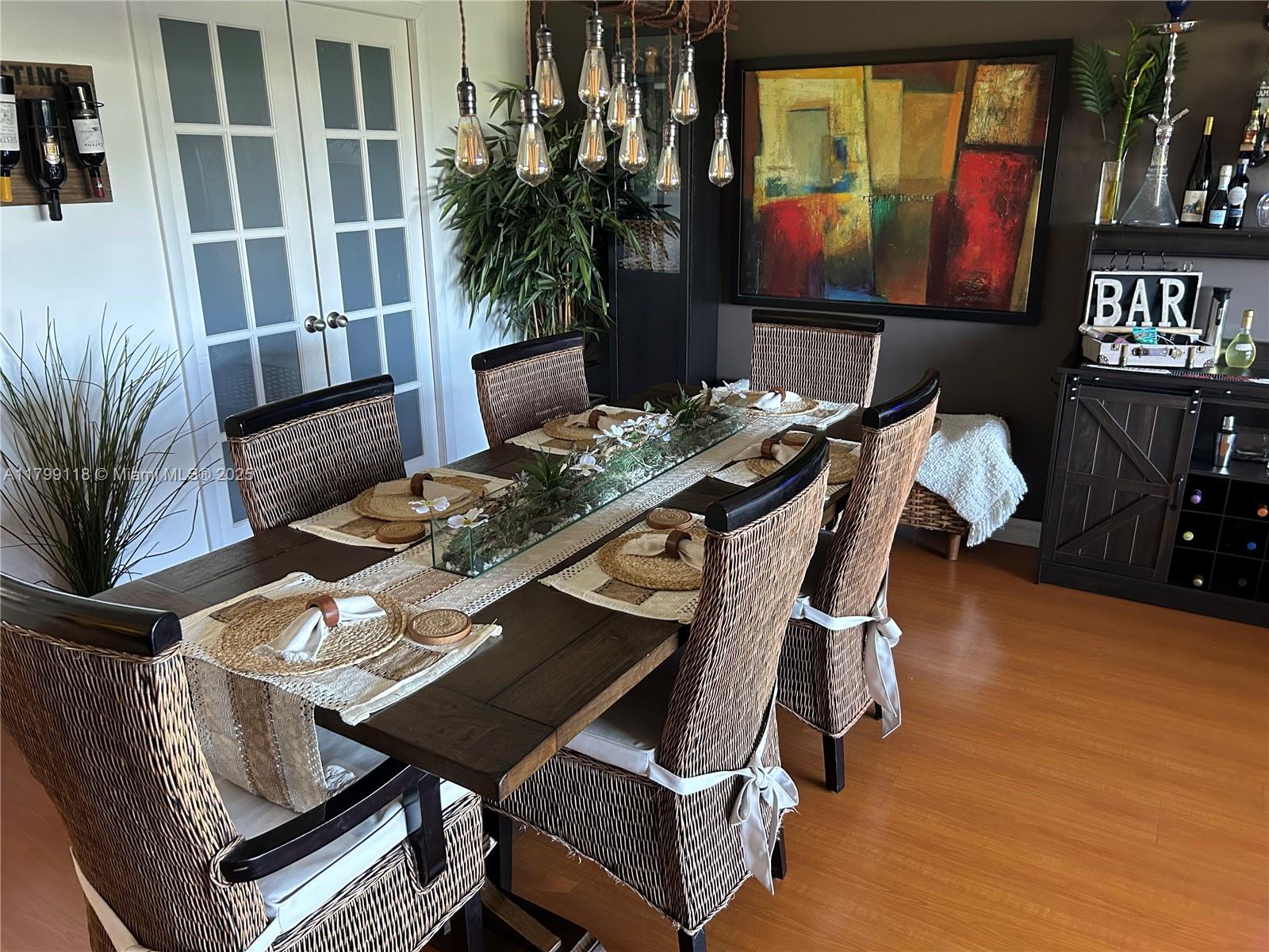 CANONGATE CONDO NO ONE - Residential