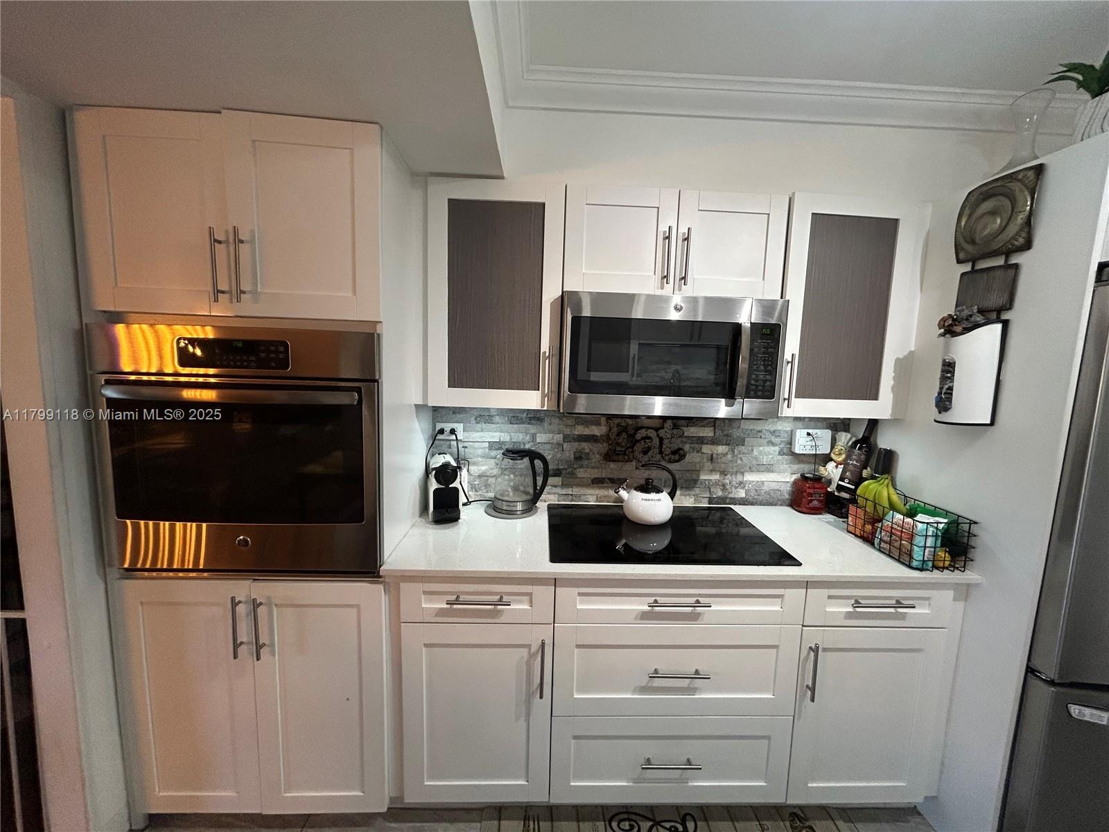 CANONGATE CONDO NO ONE - Residential