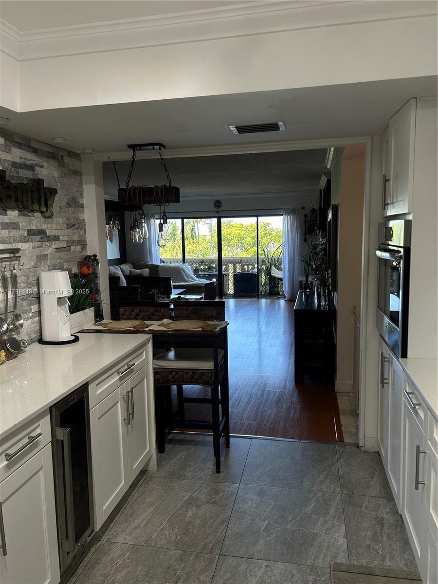 CANONGATE CONDO NO ONE - Residential