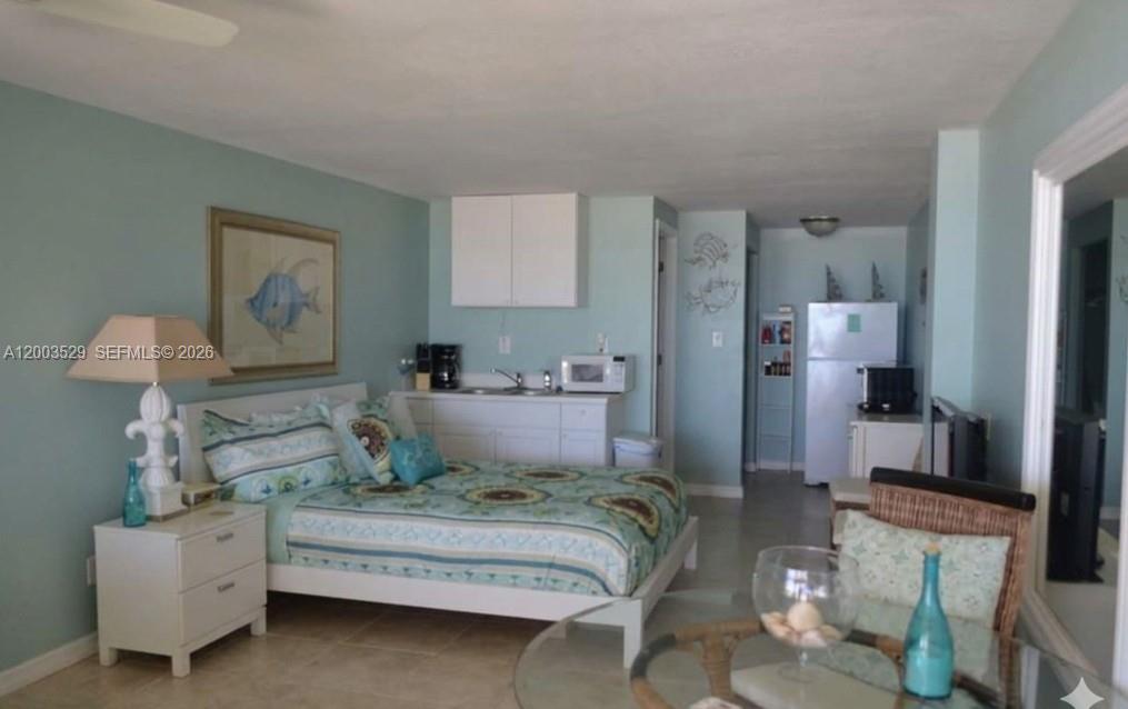 PIRATE COVE CONDO - Residential