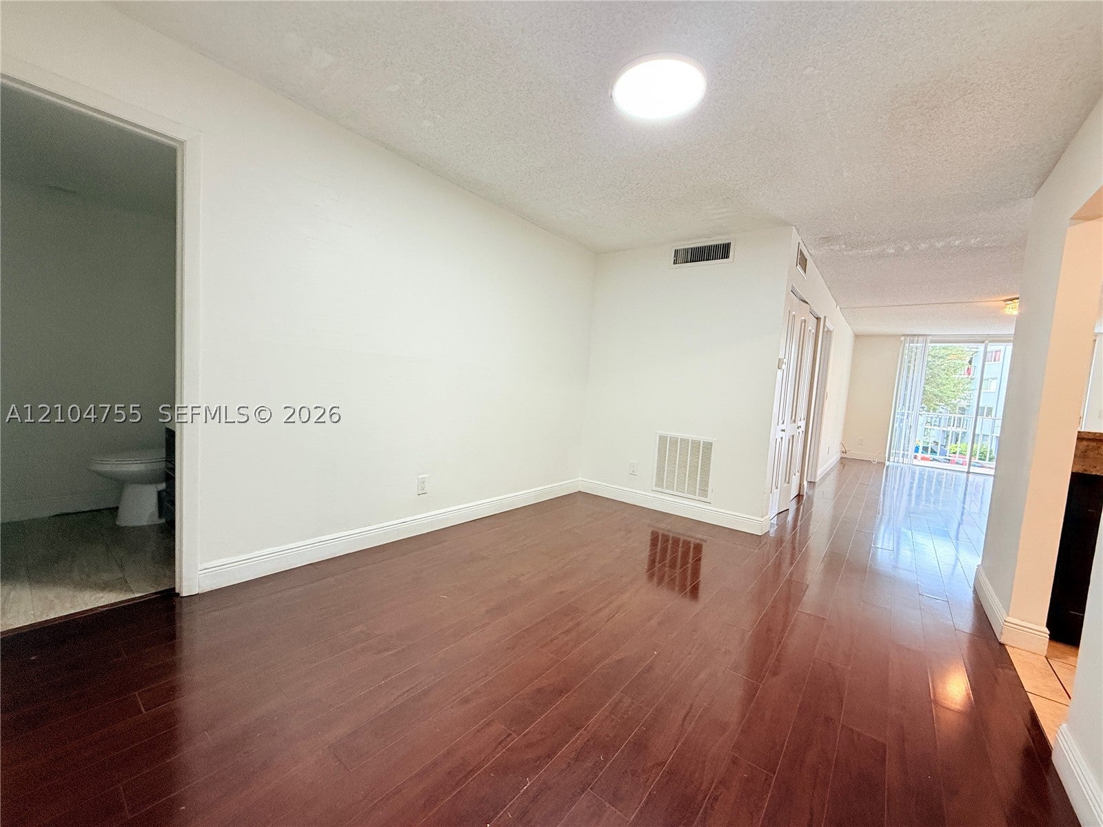 1465 NE 123rd St 205