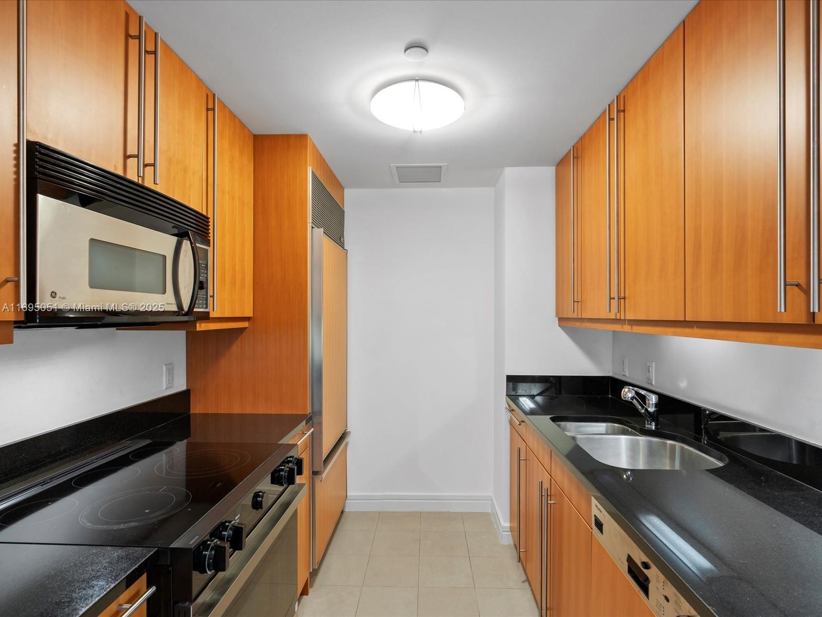 MILLENNIUM TOWER CONDOMIN - Residential