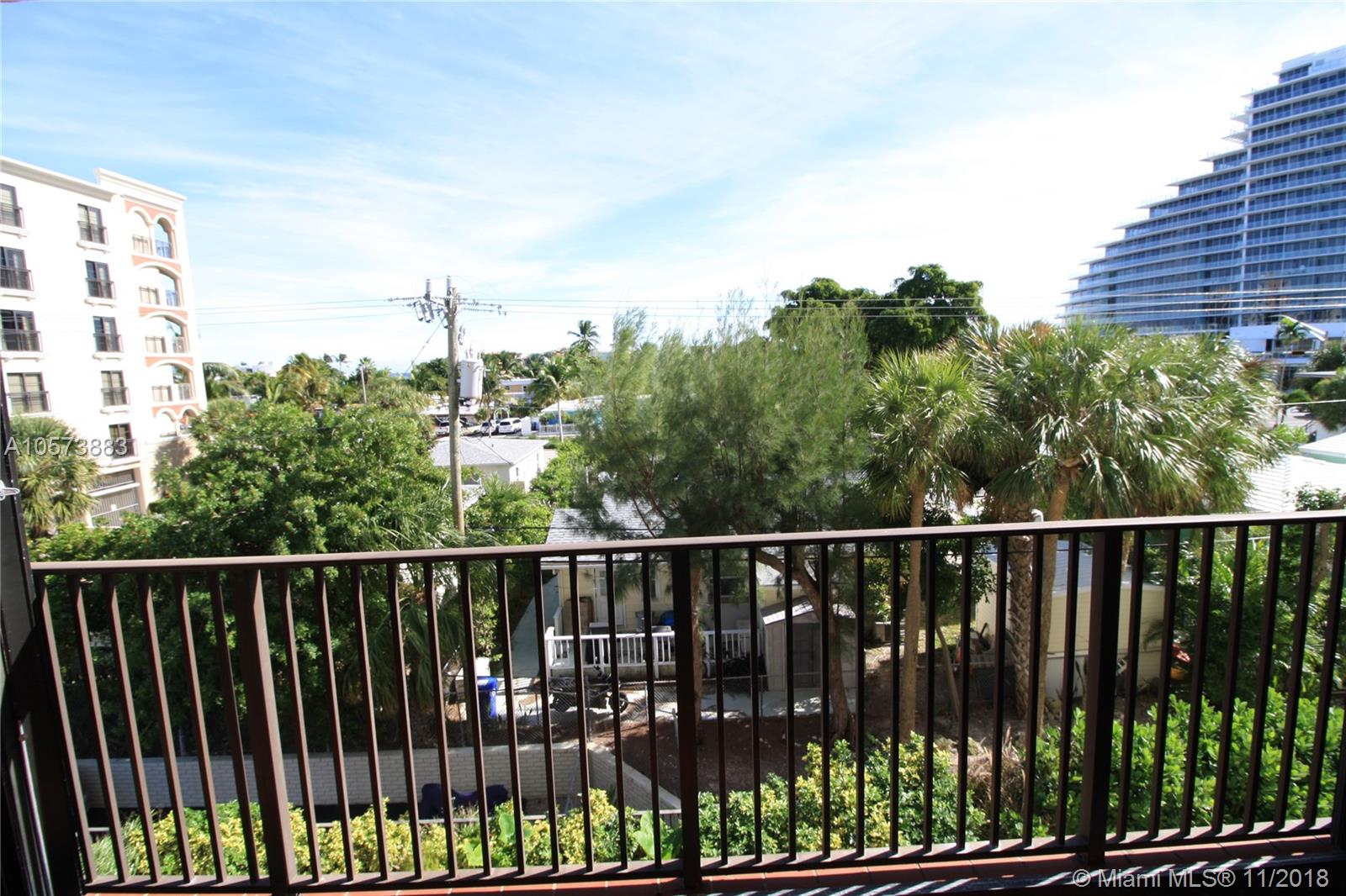 EVERGLADES CLUB CONDO - Residential Lease