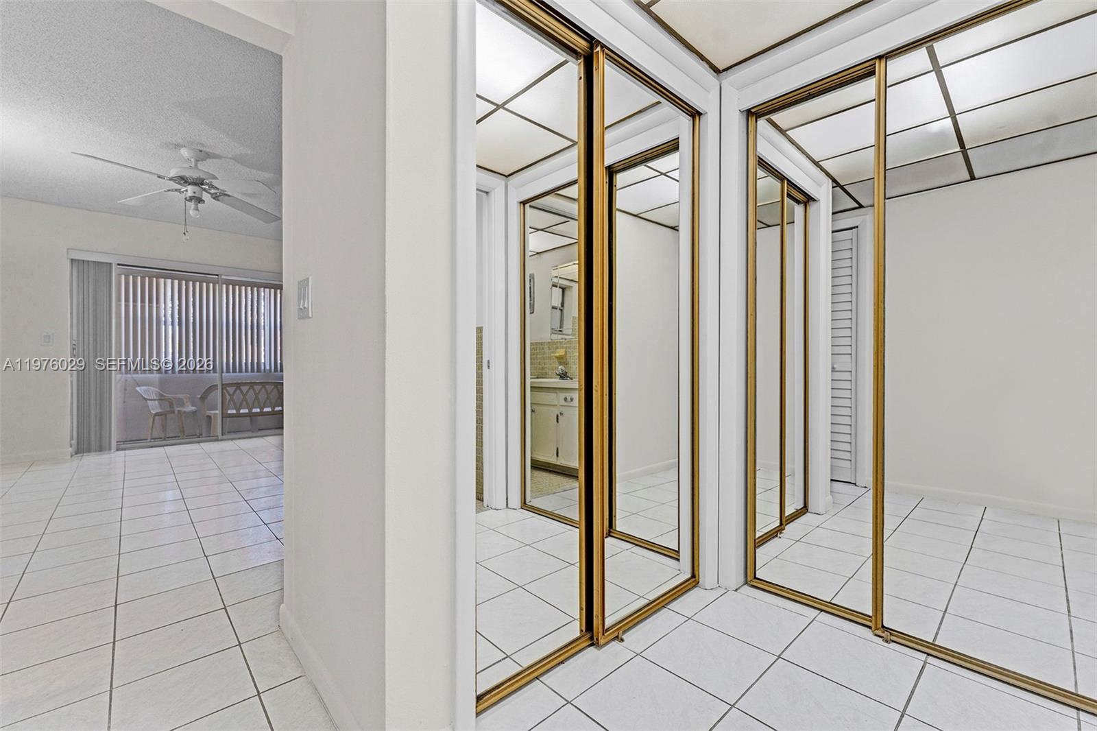 THIRD GULFSTREAM GARDEN - Residential