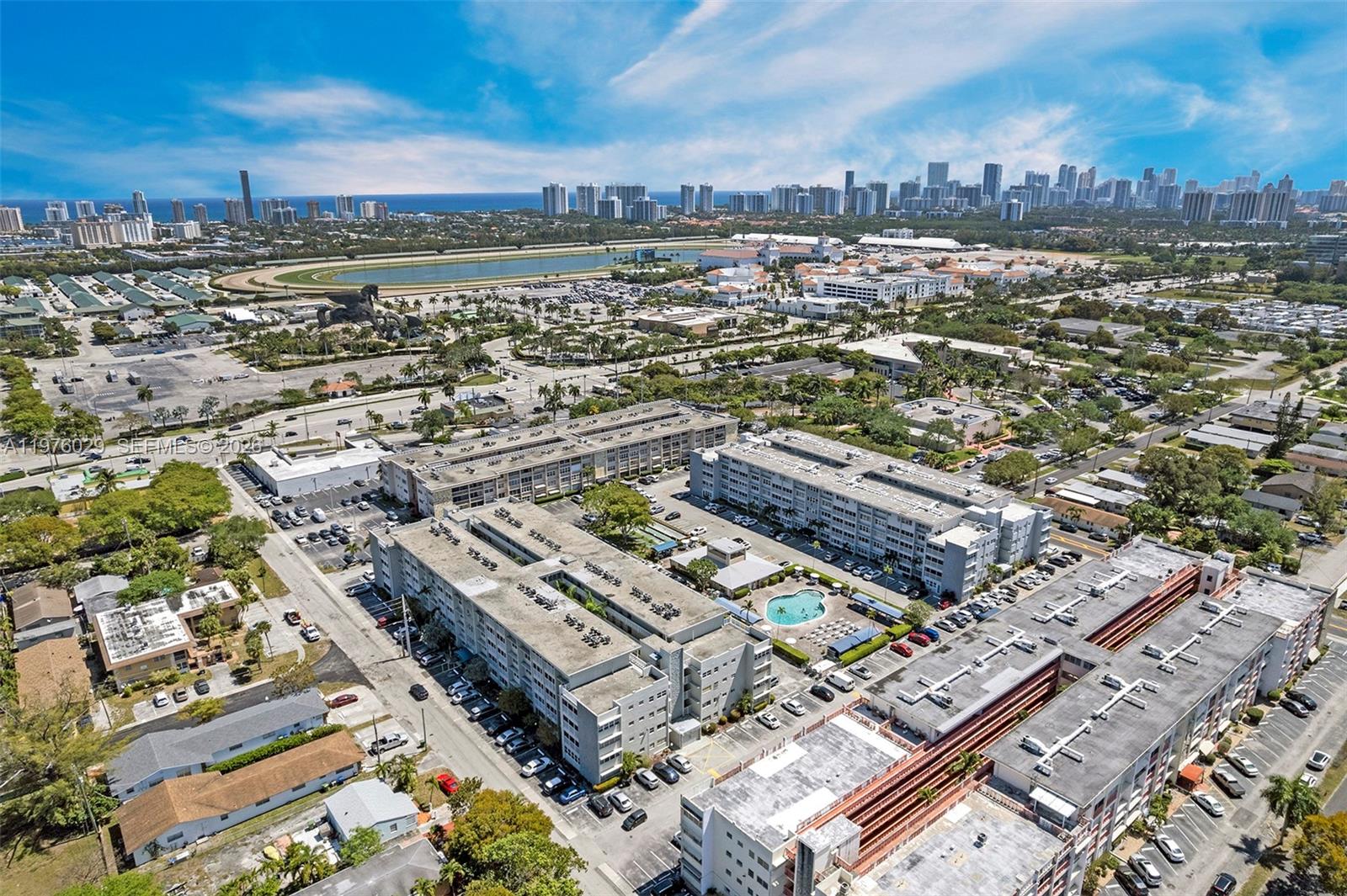 THIRD GULFSTREAM GARDEN - Residential