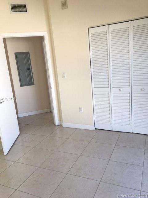DOWNTOWN DADELAND CONDO N - Residential Lease