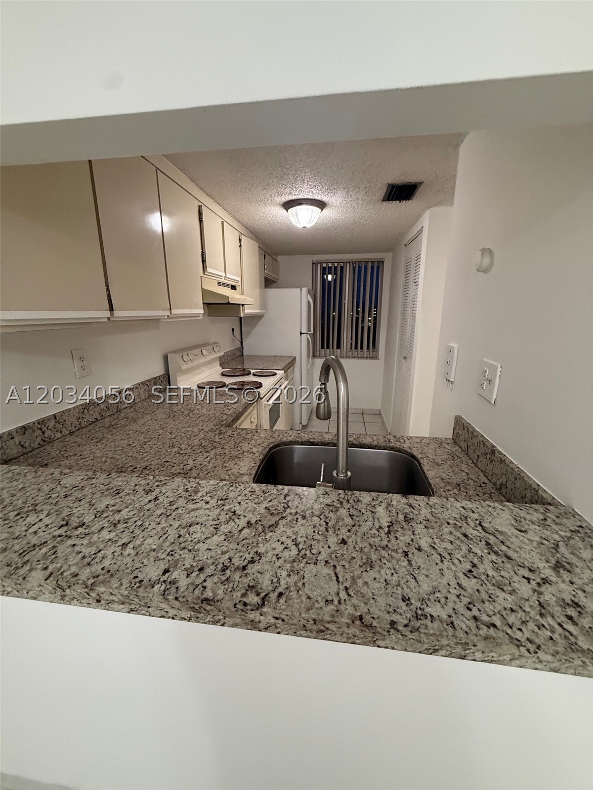 9917 W Okeechobee Rd 3-510