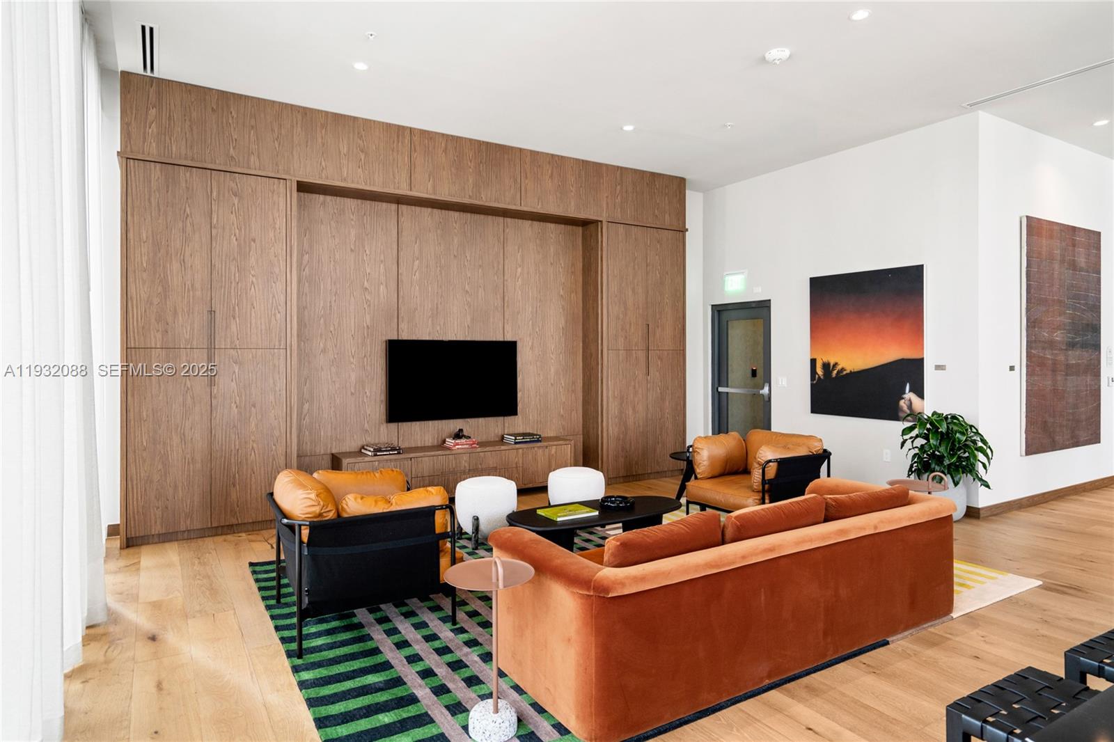 The Crosby - Residential