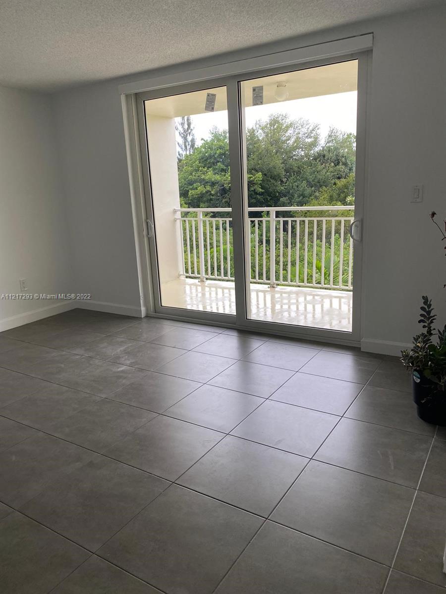 CORAL GATE EAST CONDO - Residential Lease