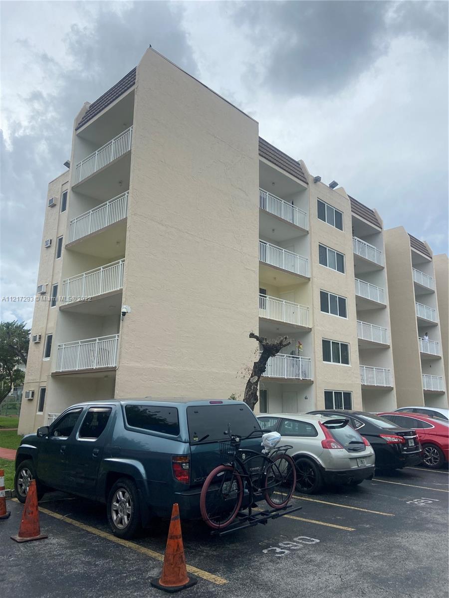 CORAL GATE EAST CONDO - Residential Lease