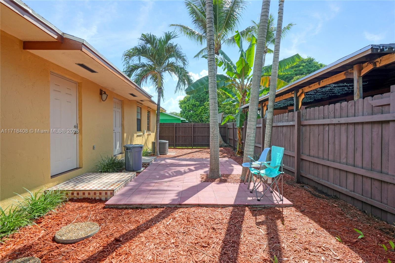 PERCIVAL GARDENS 1ST ADDN - Residential Lease