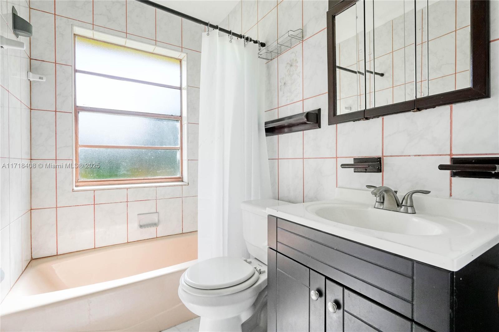 PERCIVAL GARDENS 1ST ADDN - Residential Lease