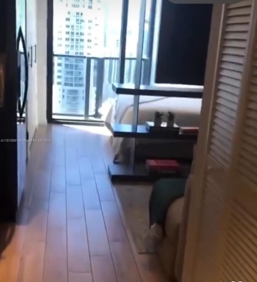 Luxury Studio with Full Ocean & Miami Port View. Wake up to breathtaking, unobstructed views of Atlantic ocean and port of miami from this modern, fully furnished studio on the 30th floor of a brand-new-high-rise in the heart of Downtown Miami. This stylish residence offers a seamless blend of comfort, design and location. Perfect for short or extended stays.