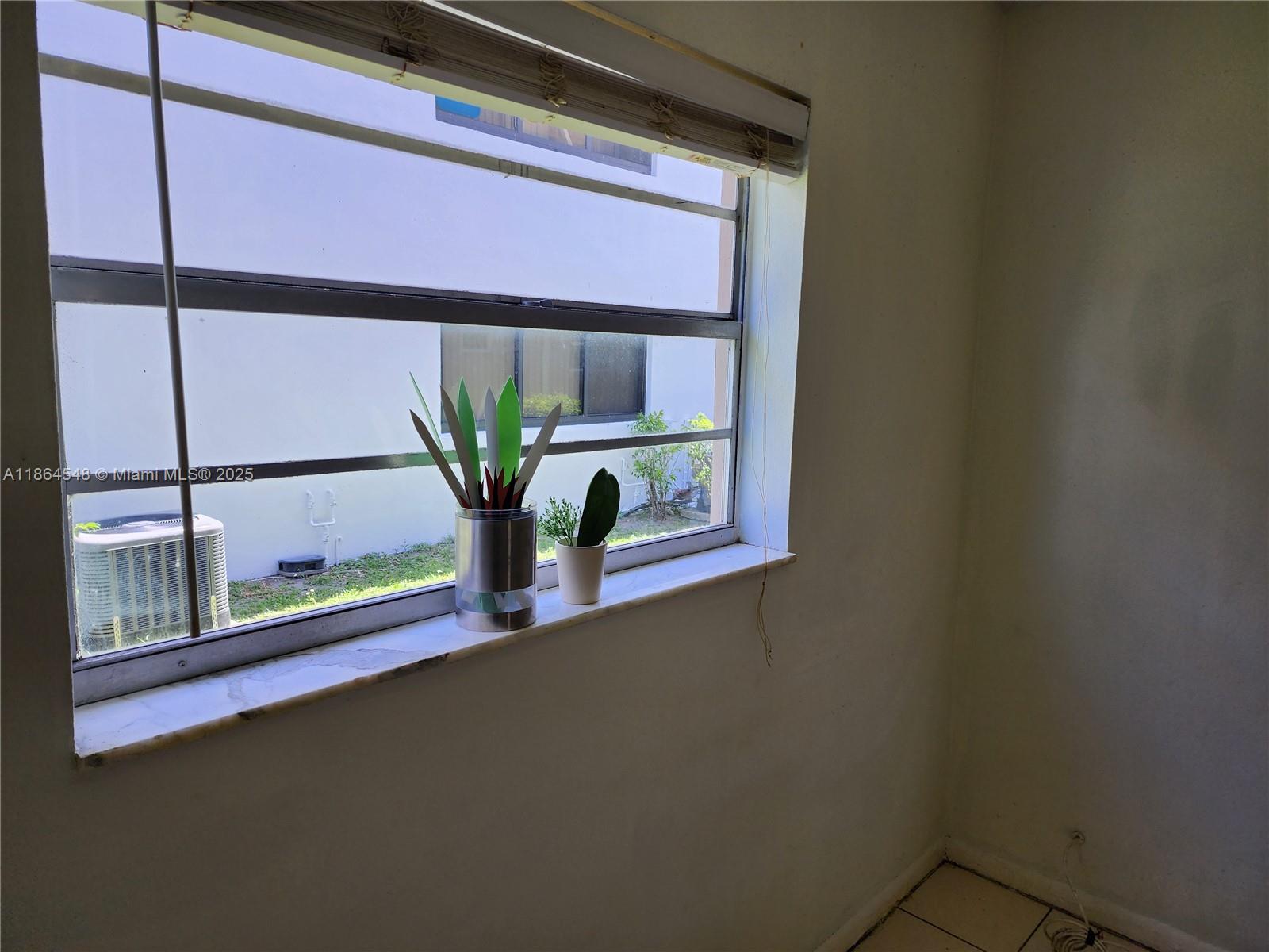 OCEAN DRIVE ESTATES CONDO - Residential Lease