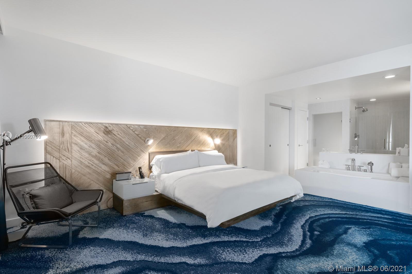 W FT LAUDERDALE RESIDENCE - Residential