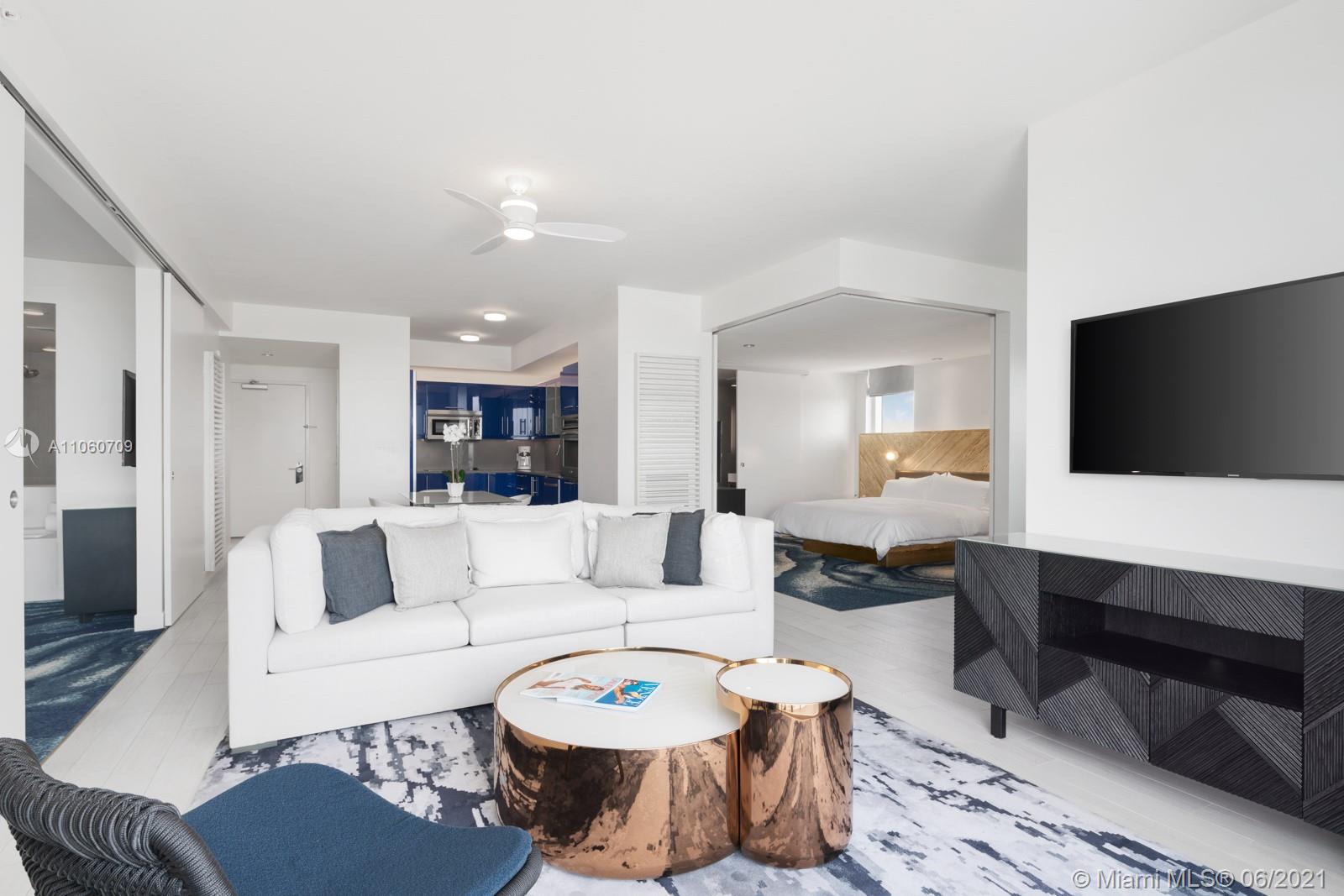 W FT LAUDERDALE RESIDENCE - Residential