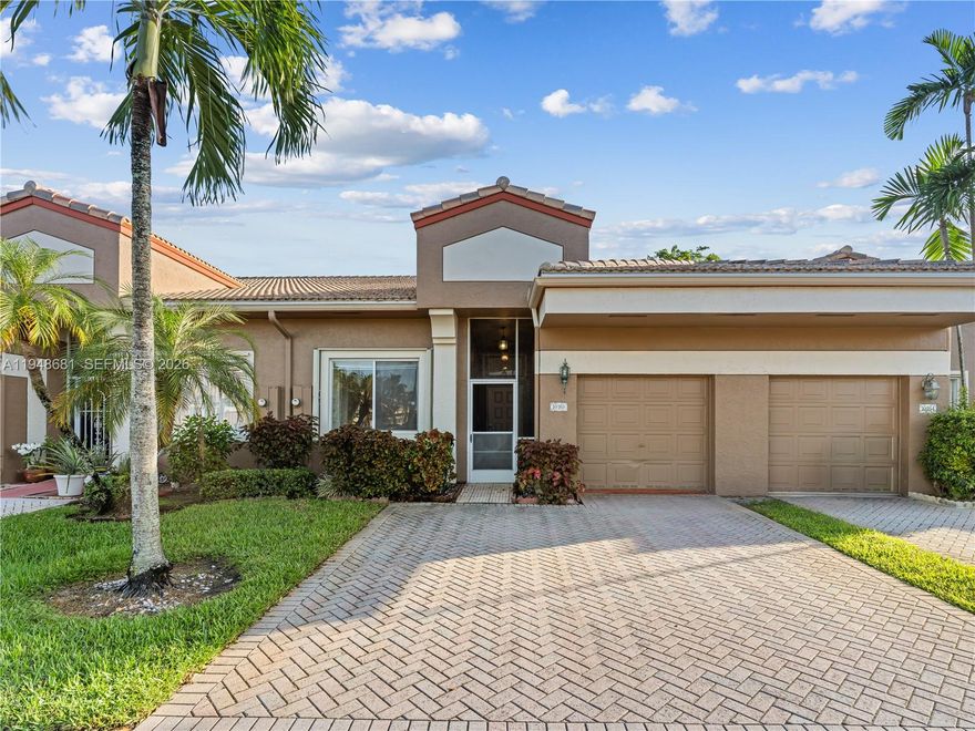Experience effortless South Florida living in this spacious 2-bedroom, 2-bath villa with a den, located in Tamarac’s
premier 55+ community, Kings Point. This bright, open home features tile floors throughout, a screened patio
ideal for relaxing or entertaining, and an attached 1-car garage. The large primary suite offers comfort, style, and
generous closet space. Enjoy resort-style amenities including a clubhouse, indoor and outdoor pools, fitness
center, theater, and courtesy bus. Conveniently located near shopping, dining, and major highways, this move-in-
ready villa combines comfort, style, and the best of active-adult living. The community allows residents aged 18
and older, provided at least one buyer is 55 or older.