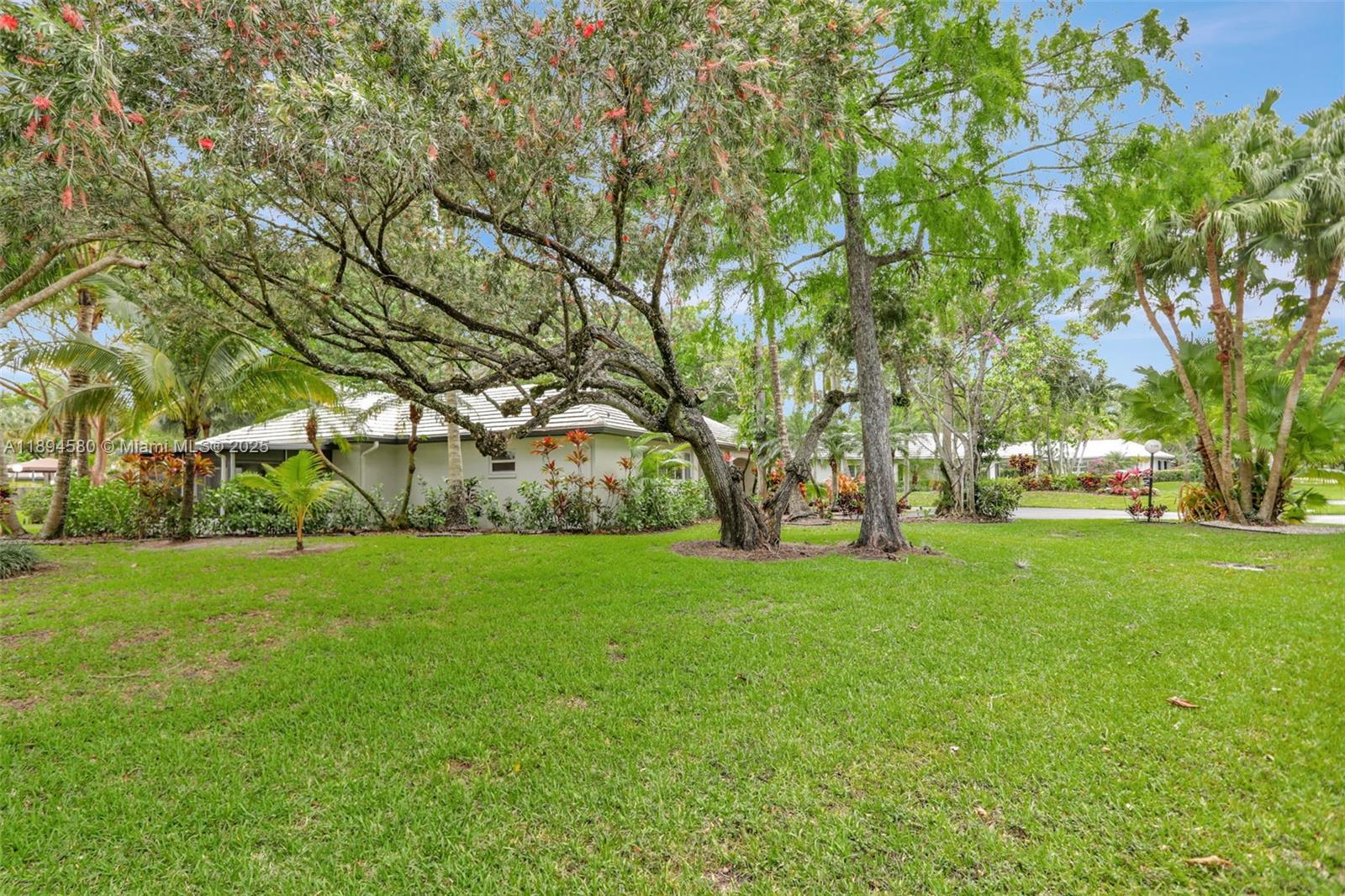 NO 81 PALM-AIRE COUNTRY C - Residential